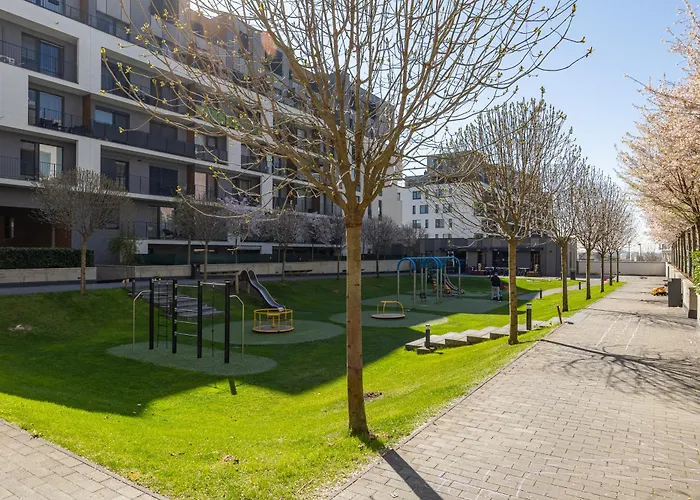 Slnecnice With Parking And 24 Hour Check In