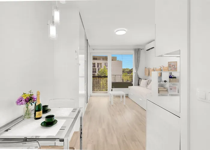 Slnecnice With Parking And 24 Hour Check In *