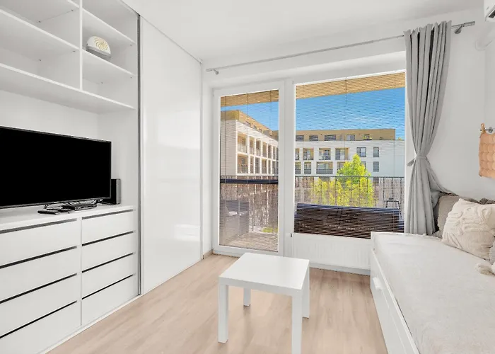 Slnecnice With Parking And 24 Hour Check In Apartmán Bratislava