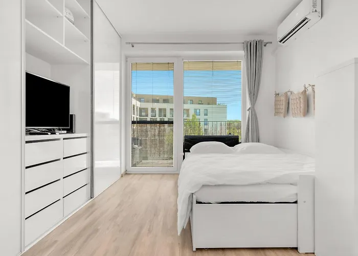 Apartmán Slnecnice With Parking And 24 Hour Check In Bratislava